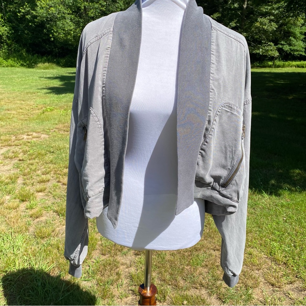 YOUNG FABULOUS & BROKE JACKET BOMBER GRAY CROPPED LOOSE FIT OPEN FRONT SIZE S